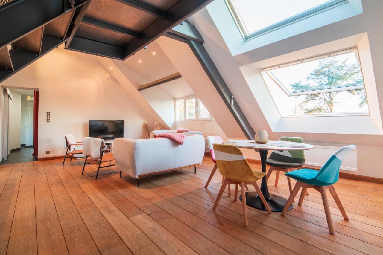 Апартаменты Loft Les Deux Cedres Avec Vue Panoramique Шарлевиль-Мезьер Экстерьер фото